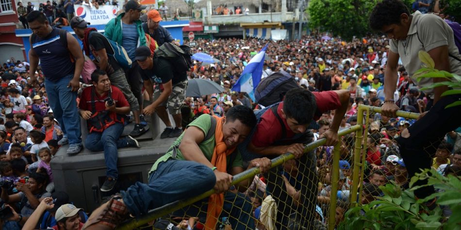 The closing door: mixed flows from Central America facing restricted access to protection